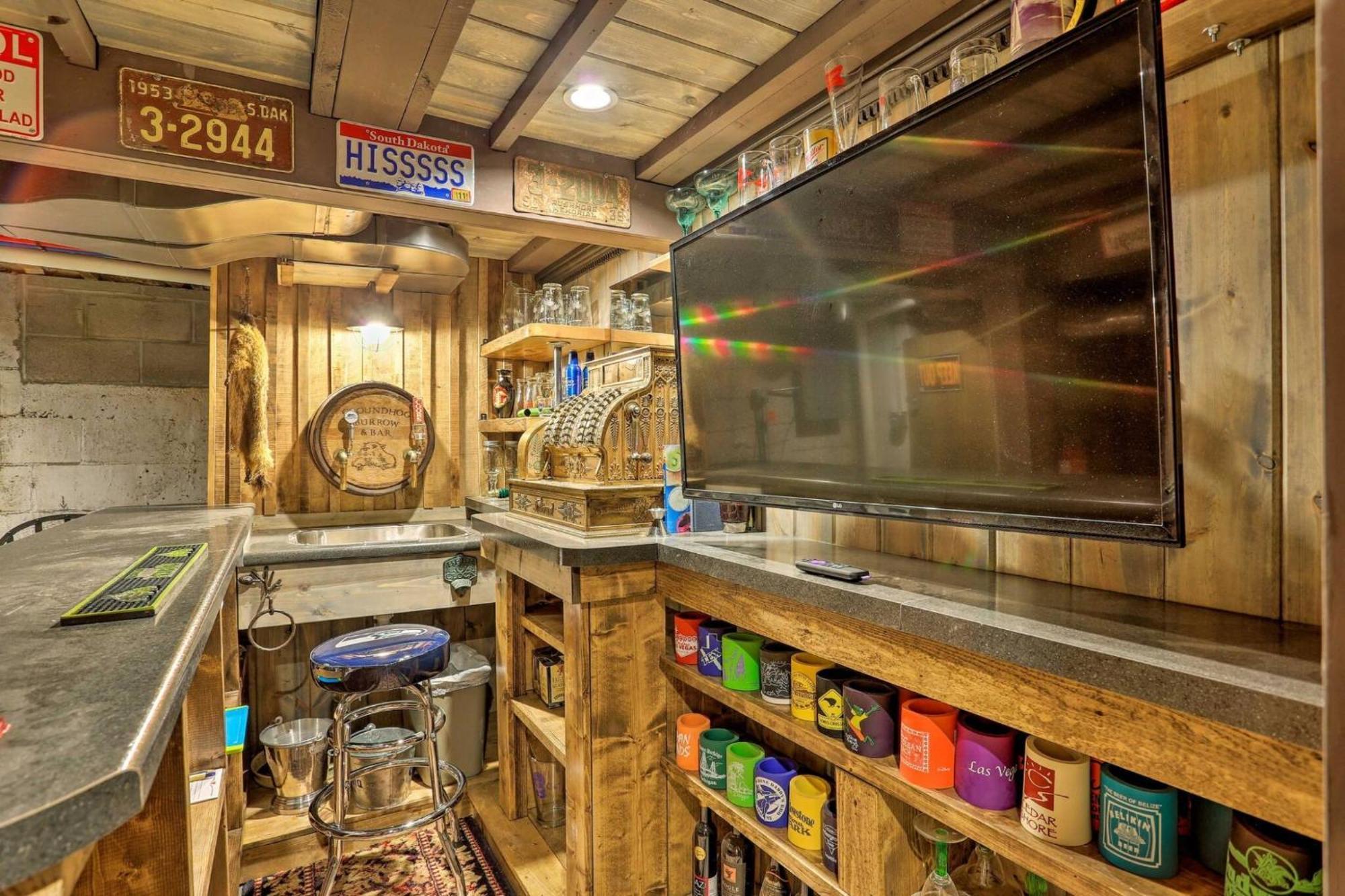 Cozy Custer Cottage W Deck: Walk To Shops Food エクステリア 写真